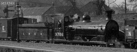 J36 No. 9786 at Alloa (D.Henderson)