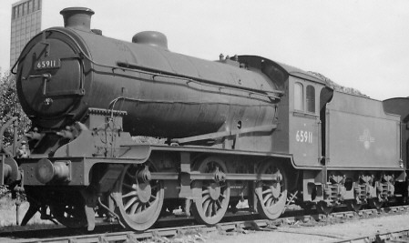 J38 BR No. 65911 at Thornton in 1960 with small group standard tender (PH.Groom)