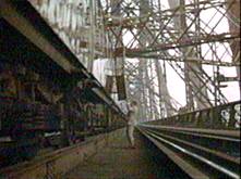 Forth Bridge still from 1959 Kenneth More version of 'The 39 Steps'