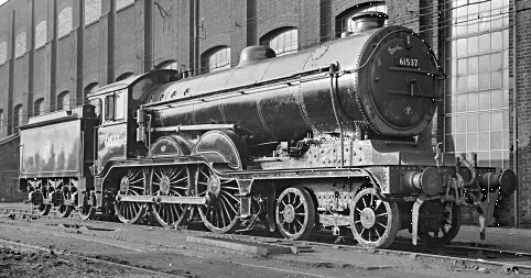 Class B12/3 No. 61537 at Stratford (M.Morant)