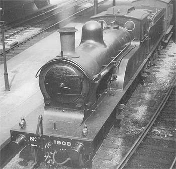 D17 LNER No. 1908 in LNER livery (c.Rosewarne)