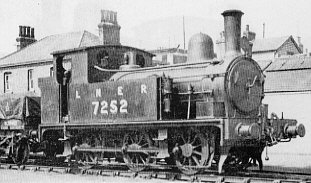 J65 No. 7252, at Harwich Town Quay in 1933