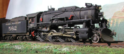 Pat Durand's Alaska Railroad detailed/weathered S160